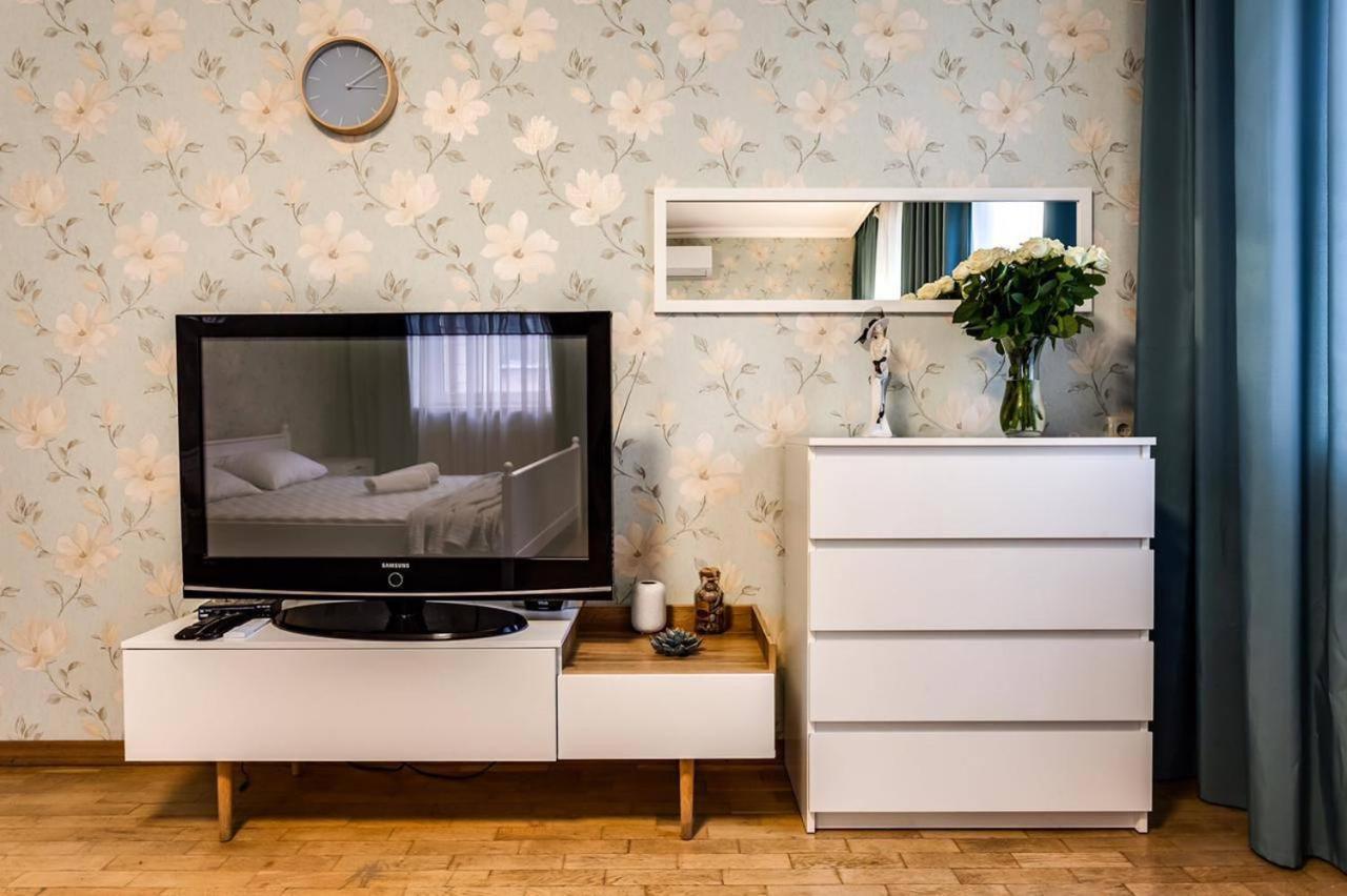 Apartamenty On Knyazya Romana Lemberg Exterior foto