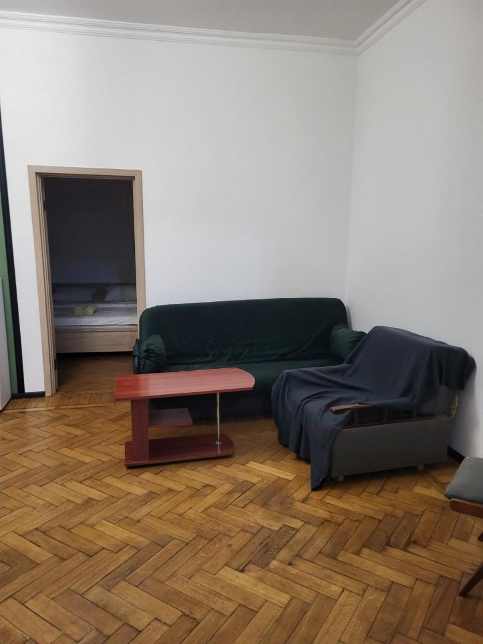 Apartamenty On Knyazya Romana Lemberg Exterior foto